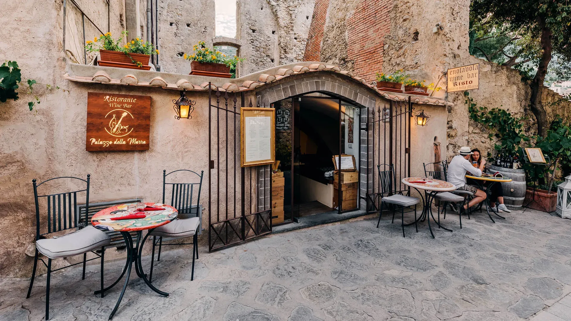 Palazzo Della Marra